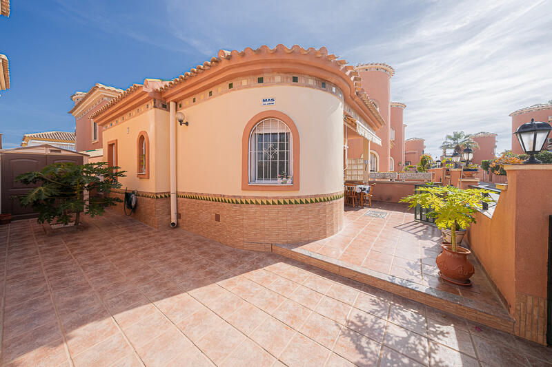 Villa for sale in Playa Flamenca, Alicante