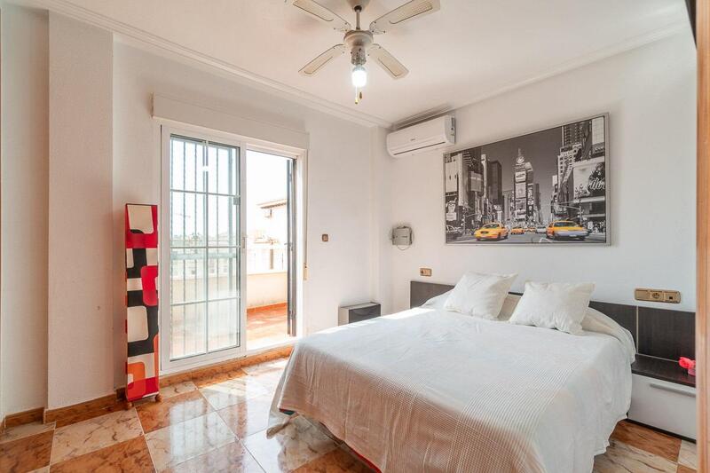 2 Cuarto Villa en venta