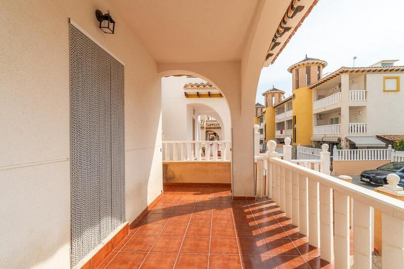 2 Cuarto Villa en venta