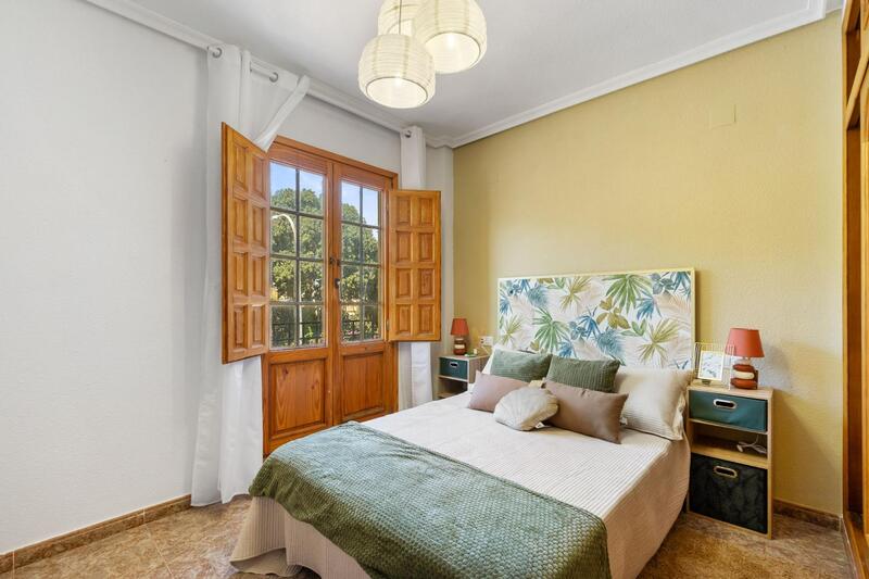 2 Schlafzimmer Villa zu verkaufen