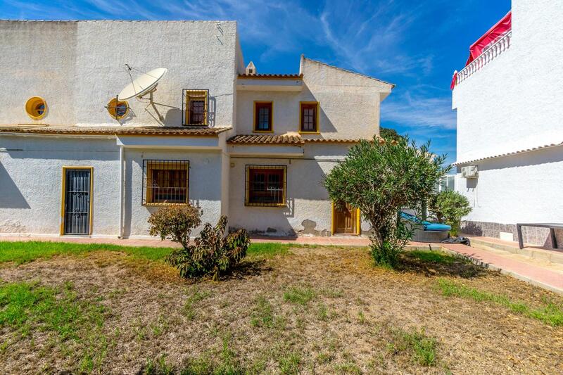 2 Cuarto Villa en venta