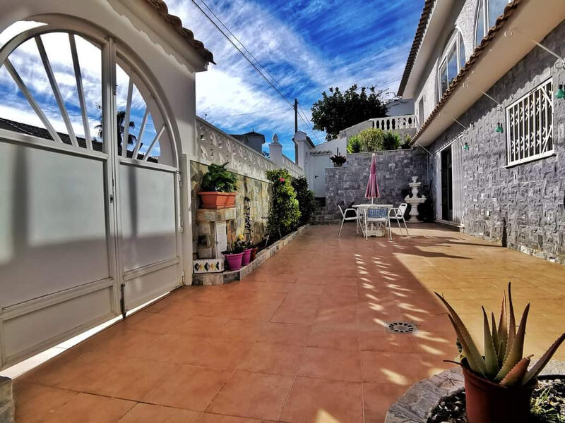 4 Cuarto Villa en venta