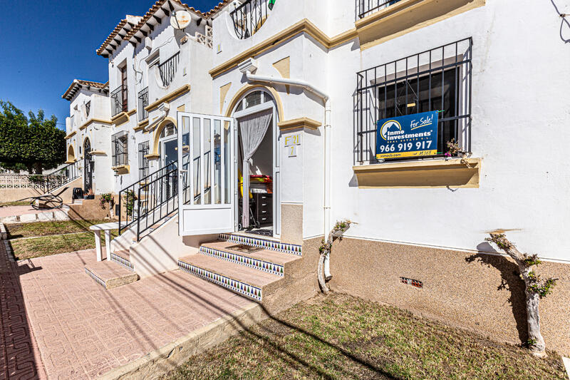 1 Cuarto Villa en venta