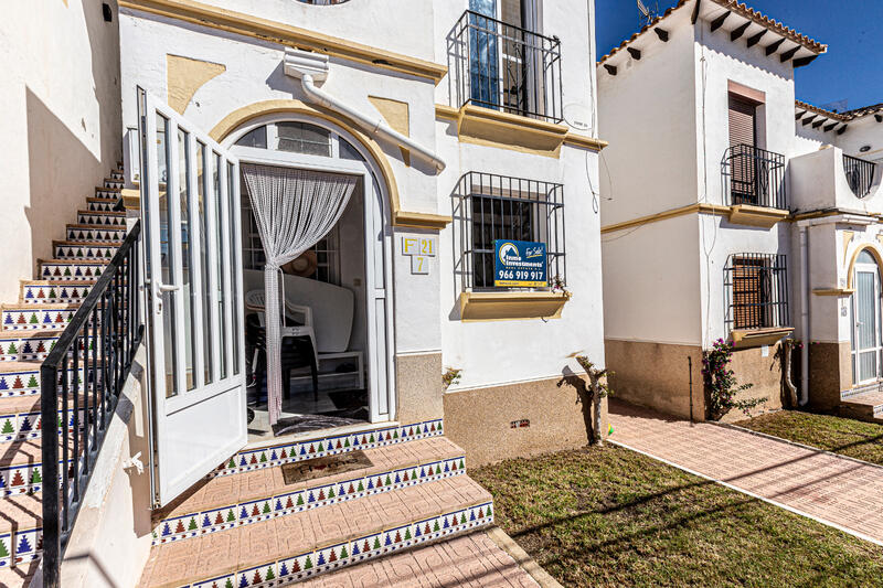 1 Cuarto Villa en venta