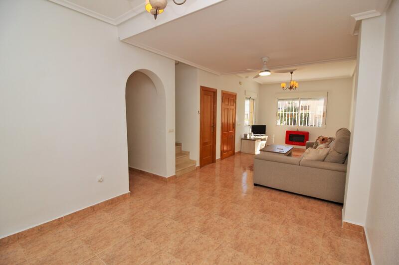 2 Cuarto Villa en venta