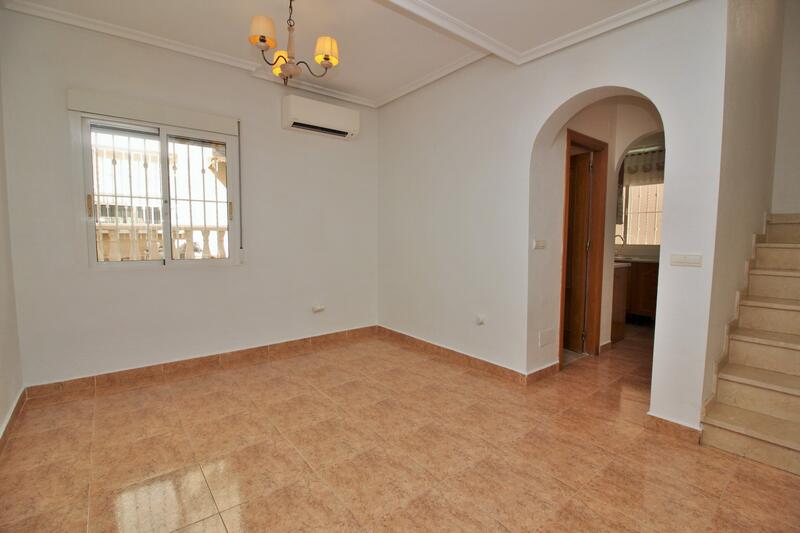 2 Cuarto Villa en venta