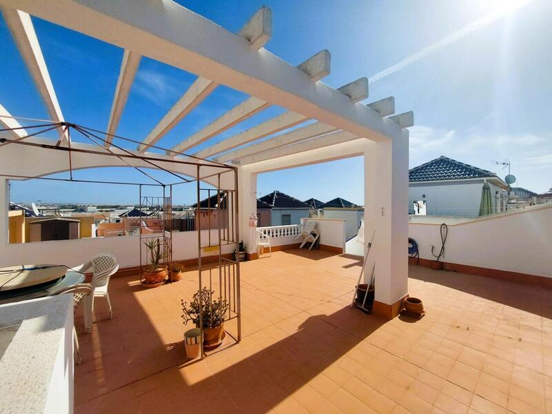 2 Cuarto Villa en venta