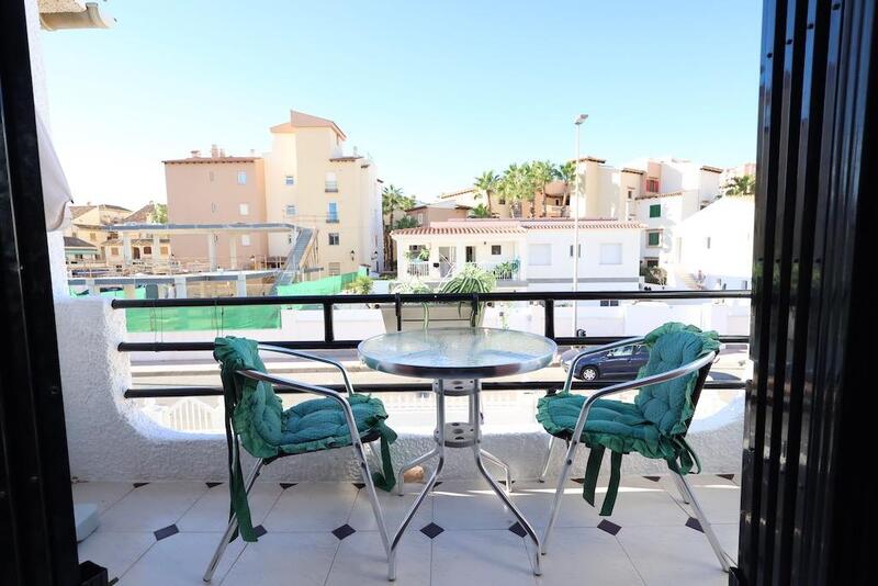 Villa à vendre dans Torrevieja, Alicante