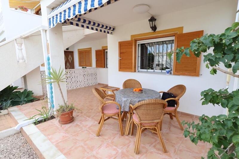 2 Cuarto Villa en venta