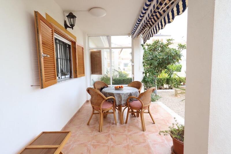 2 Cuarto Villa en venta