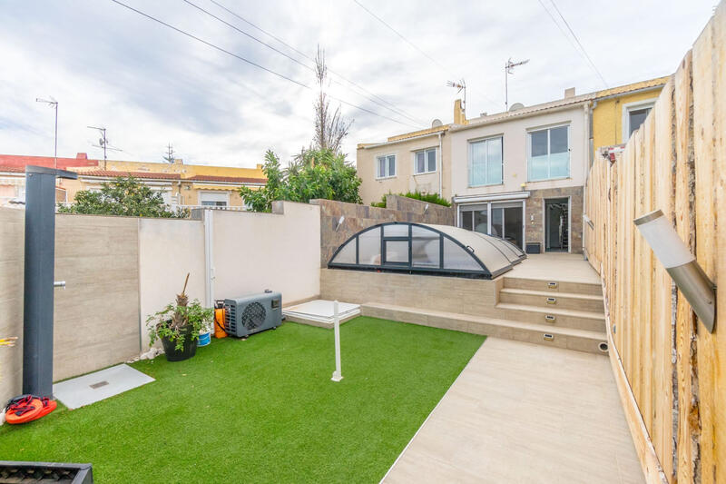 Maison de Ville à vendre dans Los Balcones, Alicante