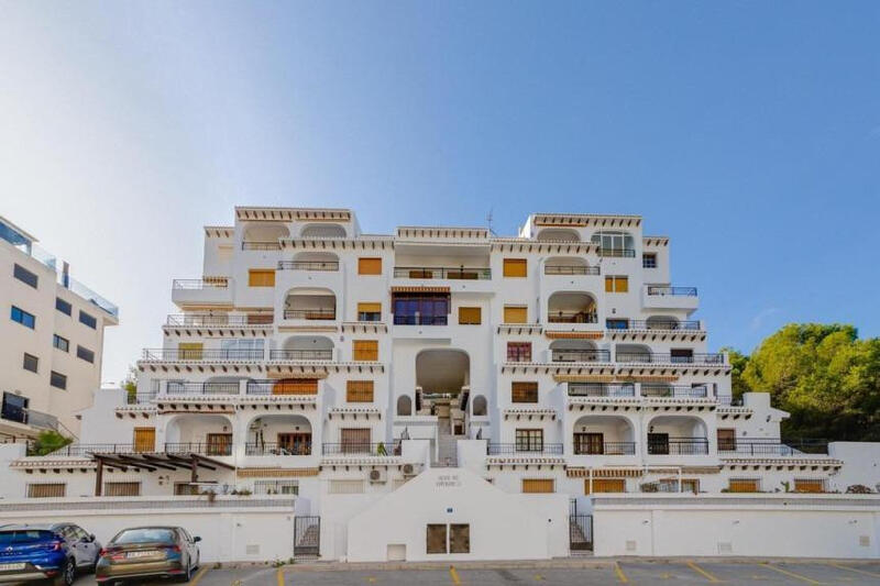 Appartement Te koop in Campoamor, Alicante