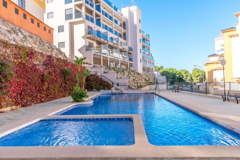 Apartment for sale in Campoamor, Alicante