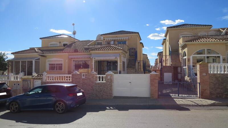 Duplex til salgs i Los Altos, Alicante