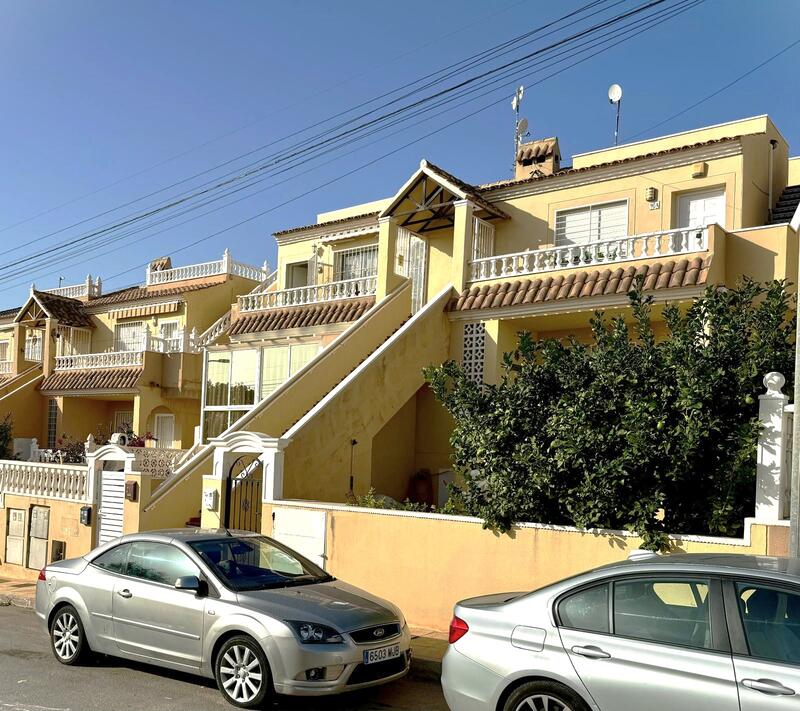 Appartement Te koop in Villamartin, Alicante