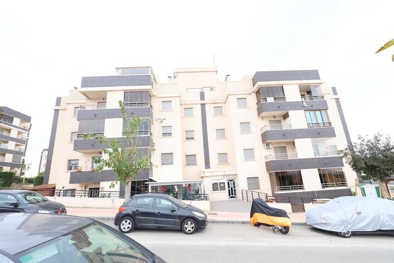 Apartamento en venta en San Miguel de Salinas, Alicante