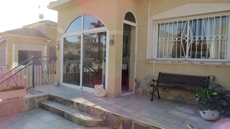 3 Cuarto Villa en venta