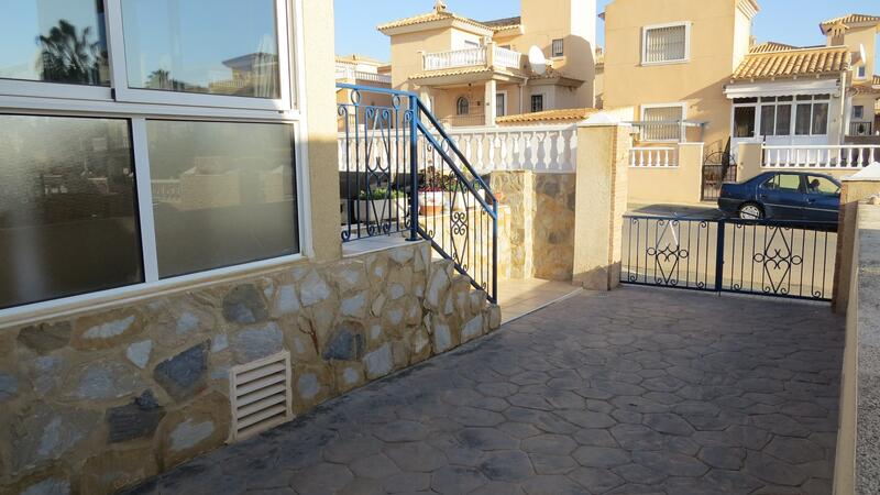 3 Cuarto Villa en venta