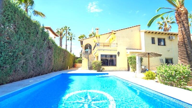 4 bedroom Villa for sale