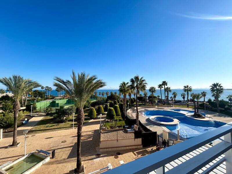 Apartamento en venta en Cabo Roig, Alicante