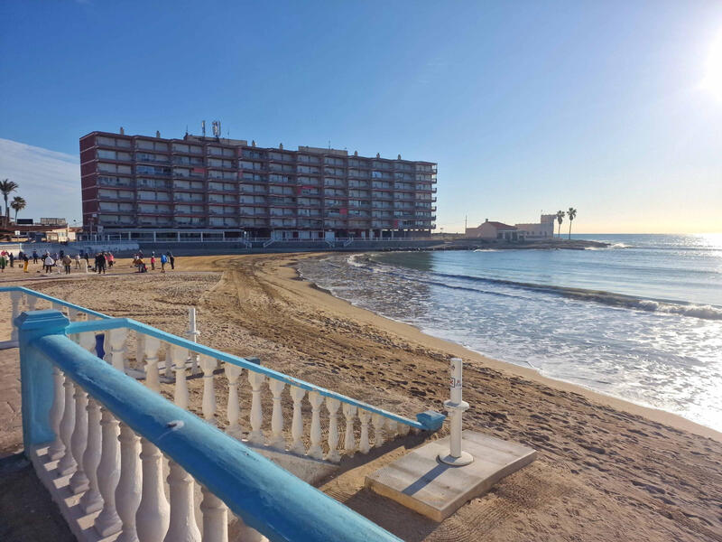 Leilighet til salgs i Torrevieja, Alicante