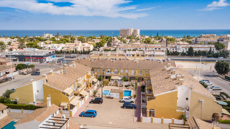 Maison de Ville à vendre dans La Zenia, Alicante