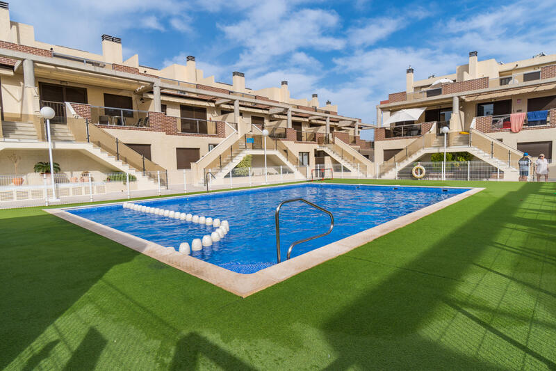 Villa till salu i Lomas De Cabo Roig, Alicante