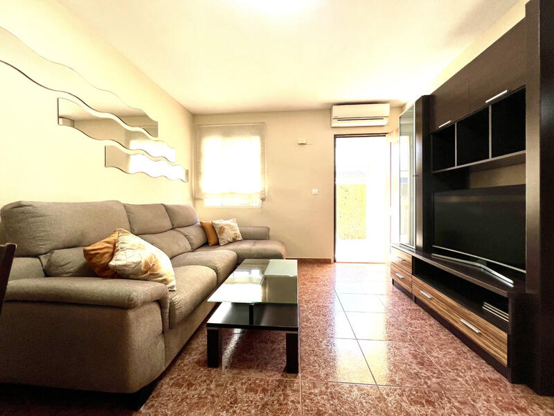 2 Cuarto Villa en venta