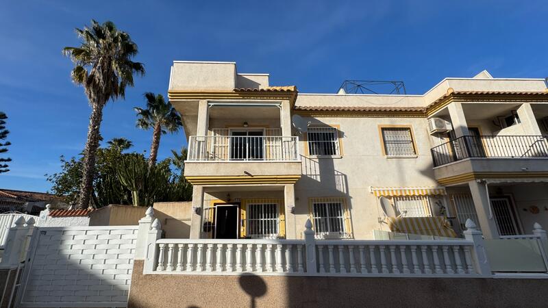 Apartamento en venta en Algorfa, Alicante