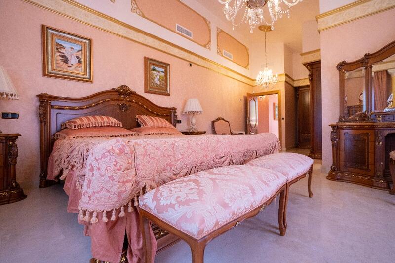 7 chambre Villa à vendre