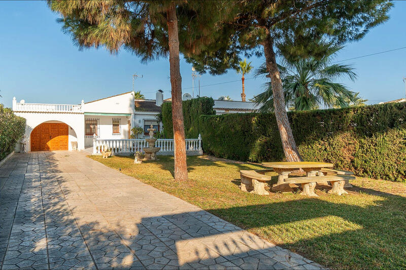 Villa till salu i Torrevieja, Alicante