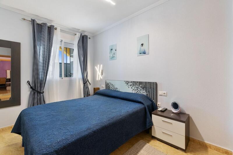 2 slaapkamer Appartement Te koop