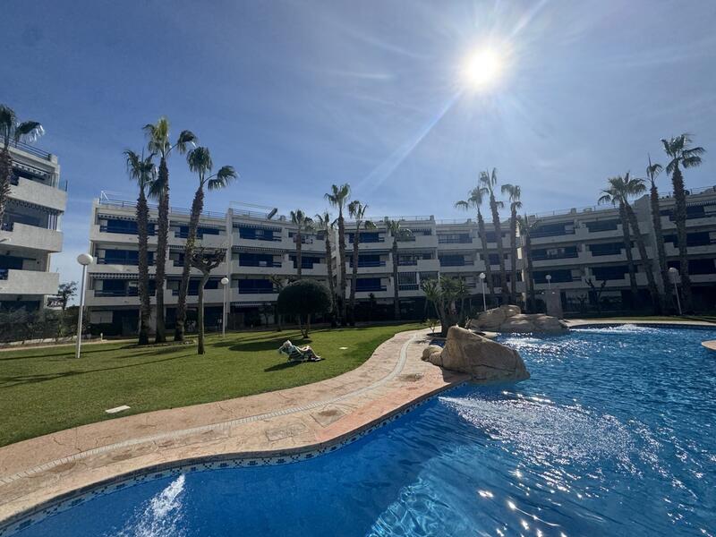 Apartamento en venta en Playa Flamenca, Alicante