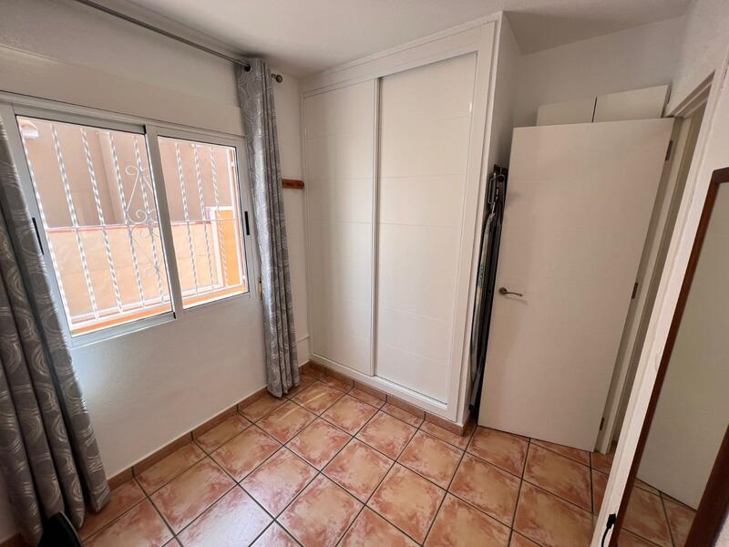 2 Cuarto Adosado en venta