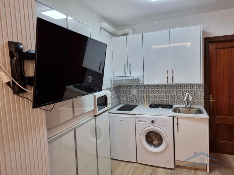 1 bedroom Apartment for Long Term Rent