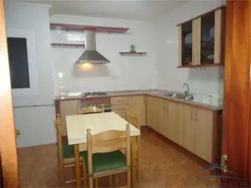 3 bedroom Apartment for Long Term Rent