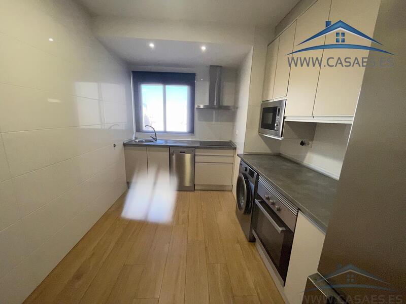 3 bedroom Apartment for Long Term Rent