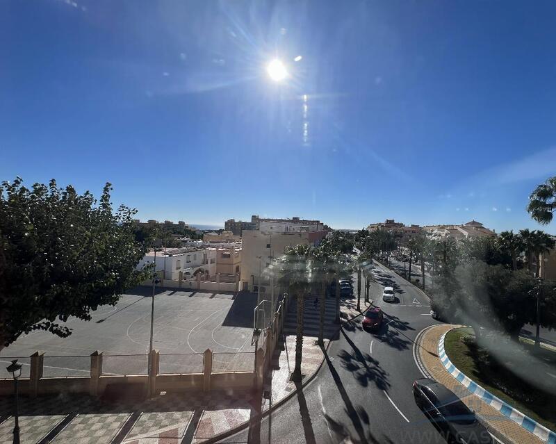 Appartement für Langzeitmiete in El Parador de las Hortichuelas, Almería