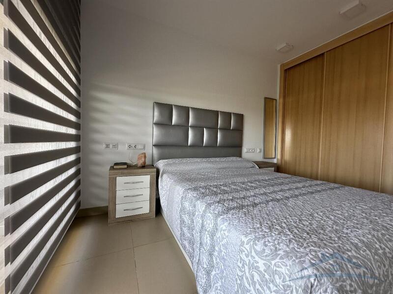 2 chambre Appartement à louer à long terme