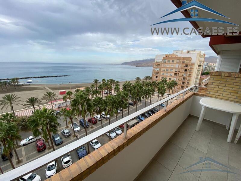 Appartement voor lange termijn huur in Almería, Almería