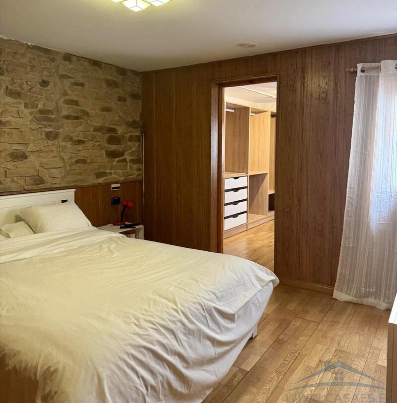 4 chambre Duplex à louer à long terme