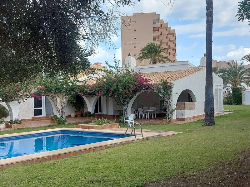 5 Cuarto Villa en venta