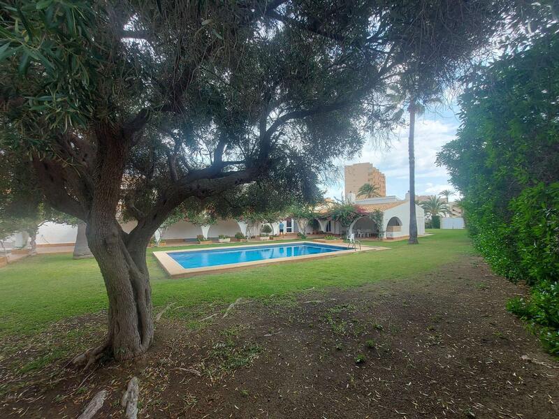 5 Cuarto Villa en venta