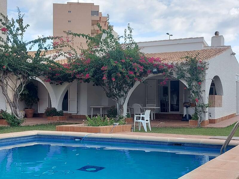 5 Cuarto Villa en venta