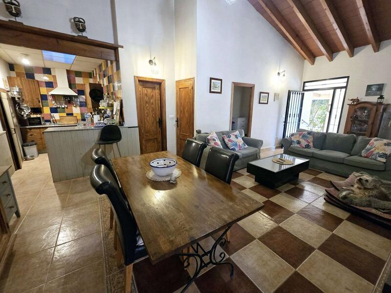 3 bedroom Country House for sale