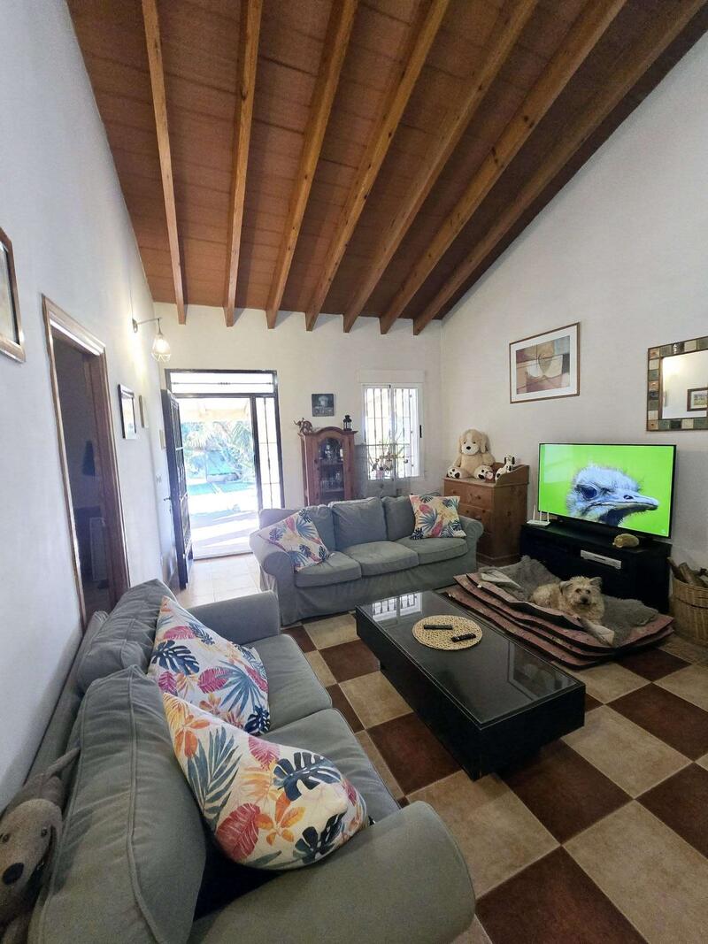 3 bedroom Country House for sale