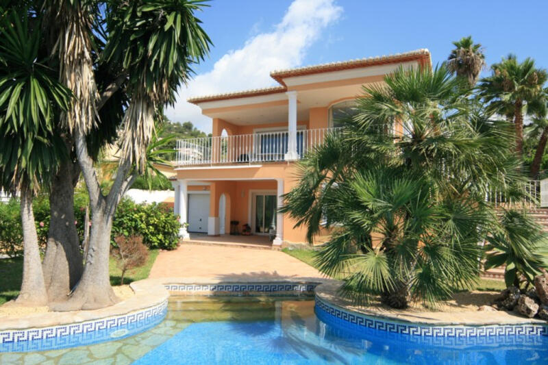 Villa til salg i Moraira, Alicante