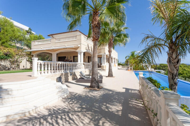 5 bedroom Villa for sale