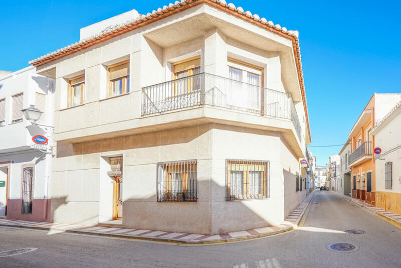 4 chambre Maison de Ville à vendre