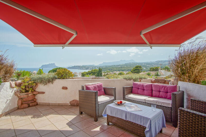 Villa for sale in Moraira, Alicante